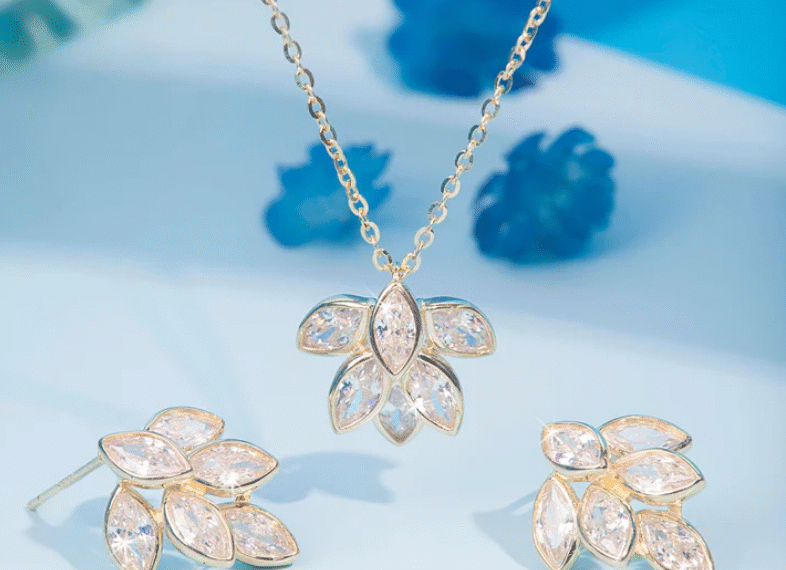 The Modern Woman's Guide to Timeless Silver Jewellery